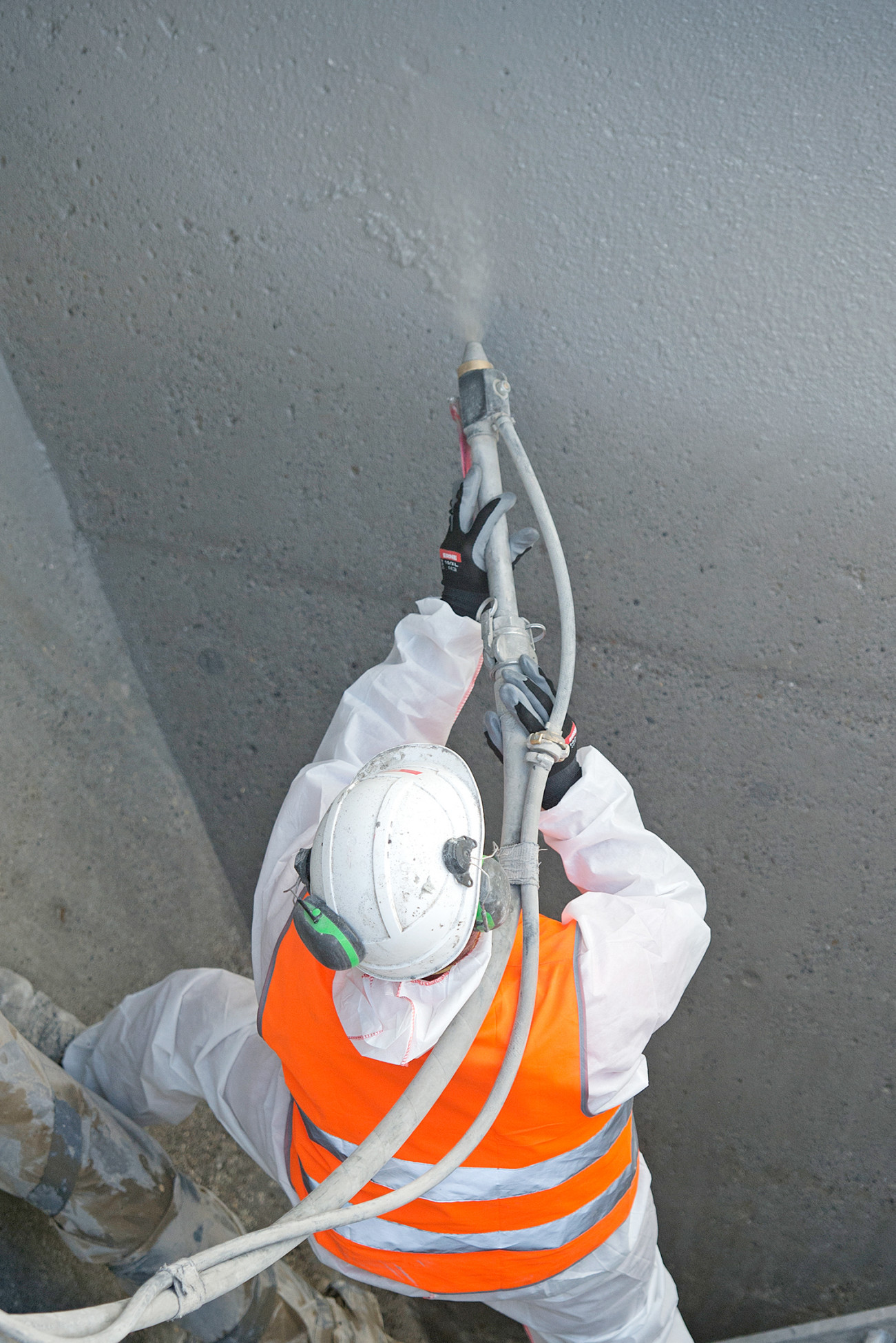 Betonsanierung ARA Bad Zurzach Neubau und Erweiterung Trichterbeschichtung spritzen